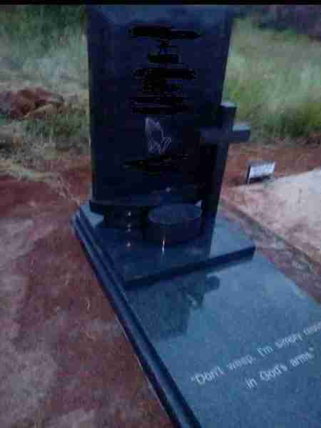 Grave/Tomb stone & head stones