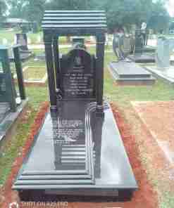 Grave/Tomb stone & head stones