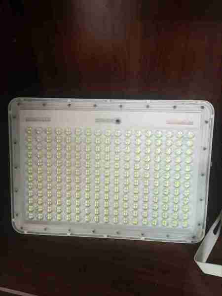 100W Solar LED Flood Light